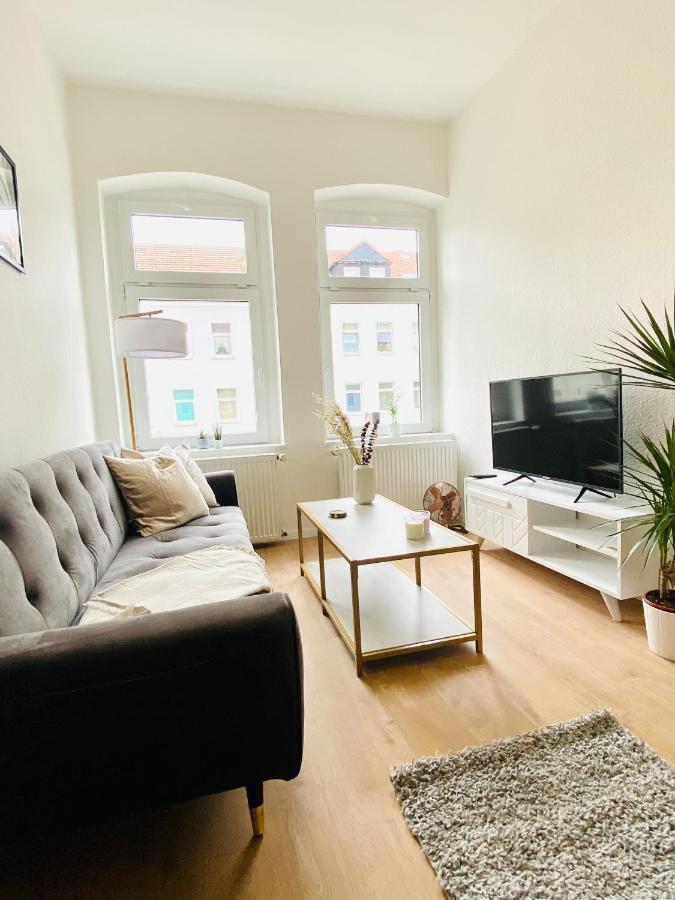 ארפורט Stilvolles Apartment In Zentraler Lage - Smart-Tv, Queensize-Bett, Altbaustil, Kueche In City-Naehe מראה חיצוני תמונה